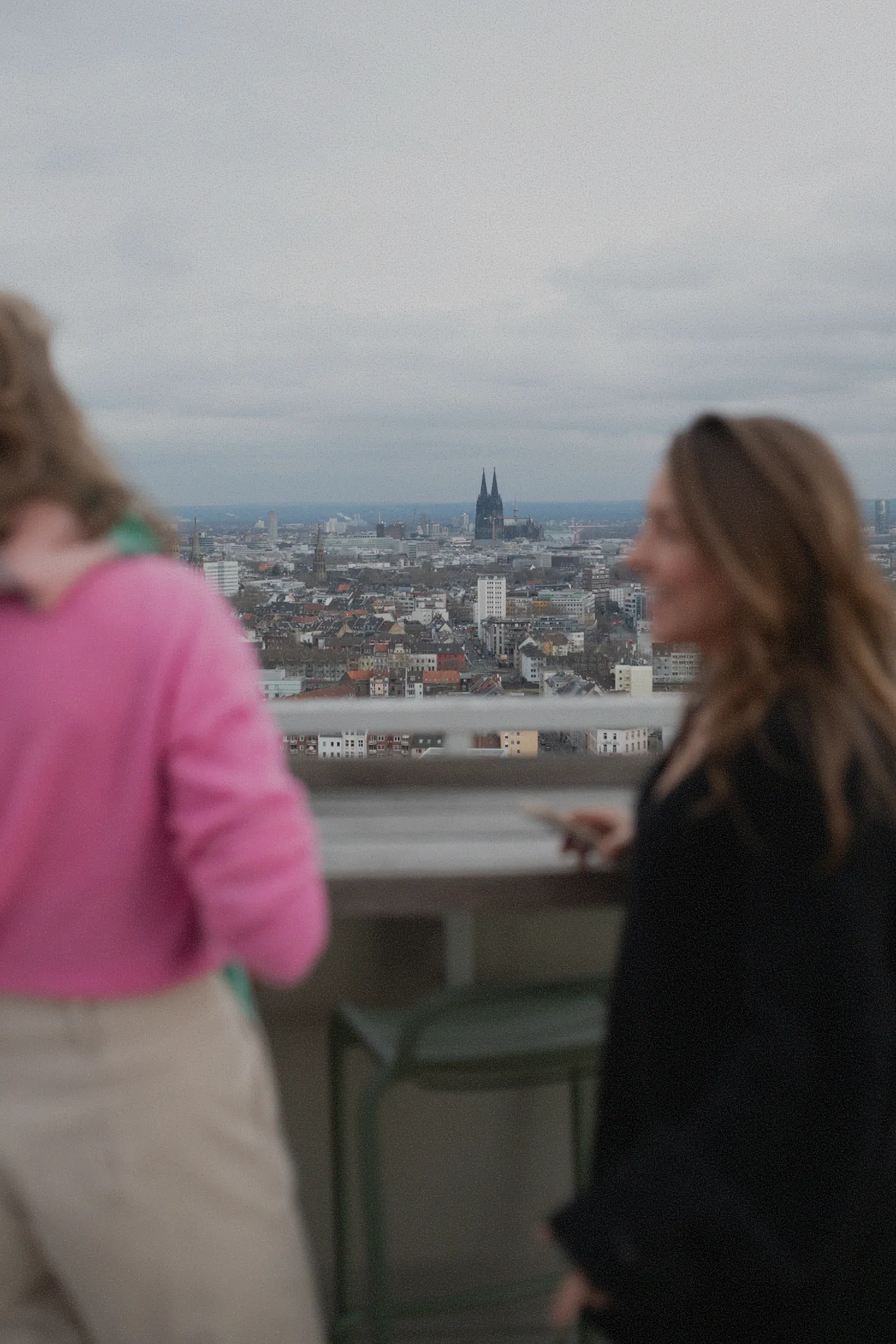 Blick über Köln, man sieht den Kölner Dom